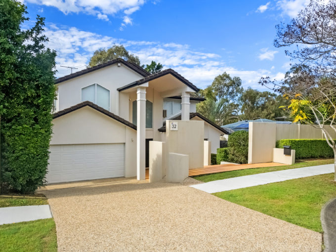 32 Amersham Crescent, Carindale