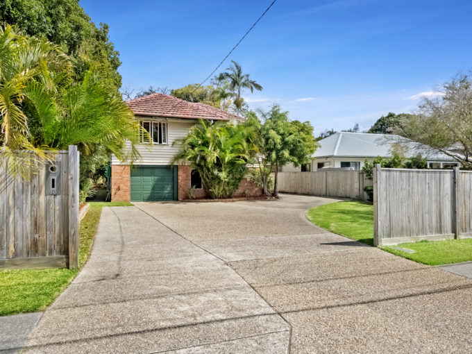 90 Preston Road, Manly West